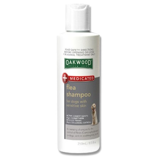 Oakwood medicated flea shampoo